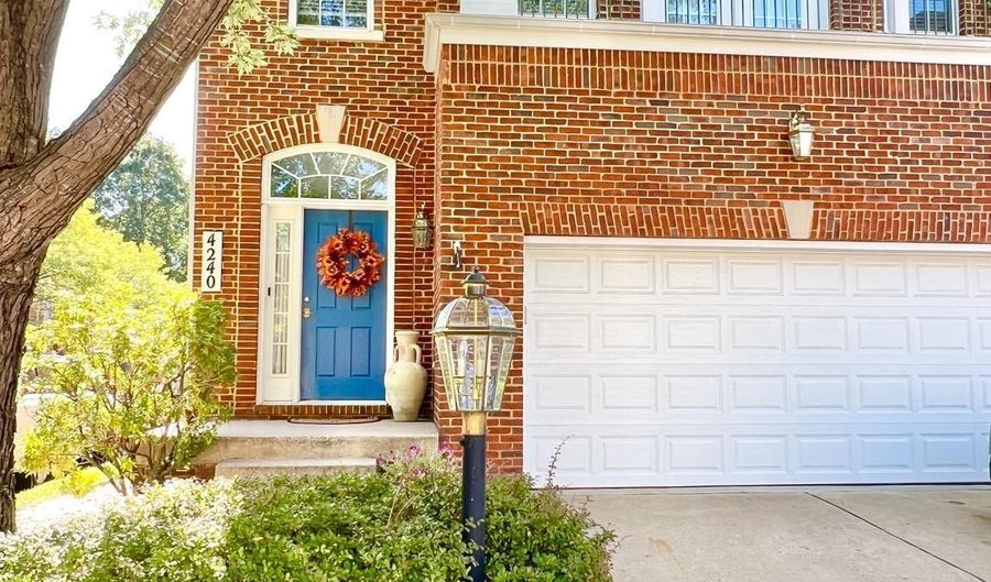 4240 SONIA Ct, Alexandria, VA 22309 - 4 Beds, 3 Bath