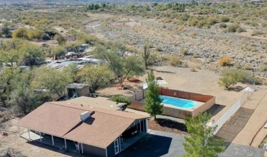 33400 S TA DO HOYA Trl, Black Canyon City, AZ 85324 - 2 Beds, 2 Bath