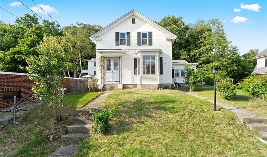 1875 Smith St, North Providence, RI 02911 - 5 Beds, 1 Bath
