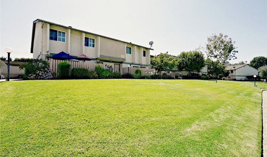 2300 S Hacienda Blvd C1, Hacienda Heights, CA 91745 - 2 Beds, 2 Bath