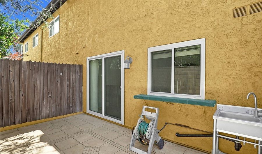 1025 Holly Ave 9, Arcadia, CA 91007 - 2 Beds, 2 Bath
