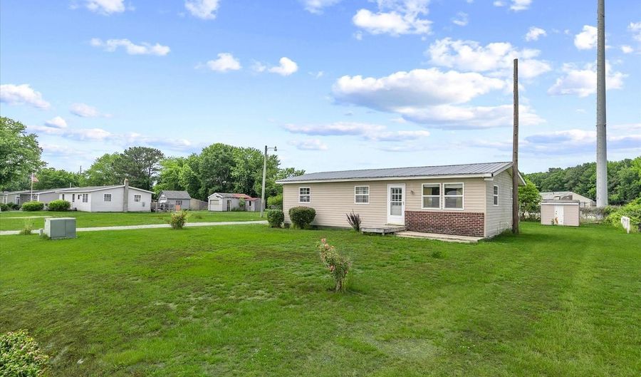 22984 HOLLYVILLE Rd, Harbeson, DE 19951 - 3 Beds, 2 Bath