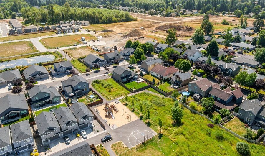 1305 NE 4TH Ave, Battle Ground, WA 98604 - 4 Beds, 3 Bath