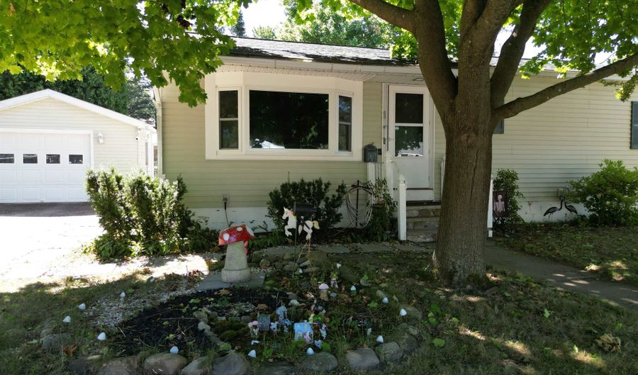 69 Arlington Ct, Burlington, VT 05408 - 2 Beds, 2 Bath