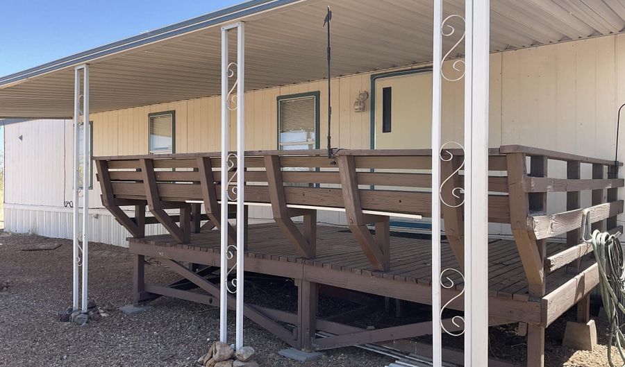 225 W Hawk Way, Amado, AZ 85645 - 3 Beds, 2 Bath