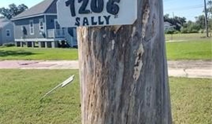 7206 SALLY St, Arabi, LA 70032 - 0 Beds, 0 Bath