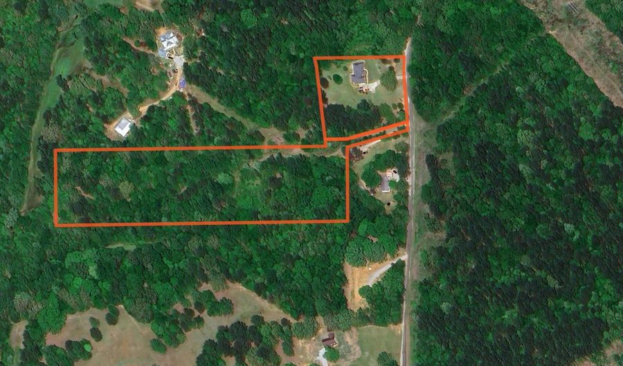 1635 Robertson Rd, Blue Springs, MS 38828 - 3 Beds, 3 Bath