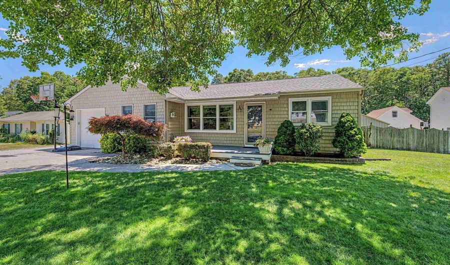 149 Crestview Ave, Absecon, NJ 08201 - 4 Beds, 2 Bath