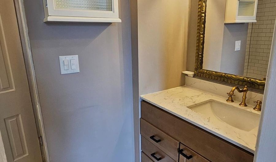 228 E WASHINGTON St, Hagerstown, MD 21740 - 0 Beds, 0 Bath