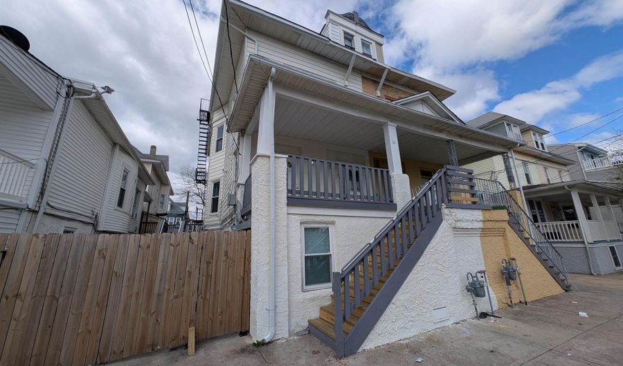 16 N Iowa Ave 1, Atlantic City, NJ 08401 - 3 Beds, 1 Bath