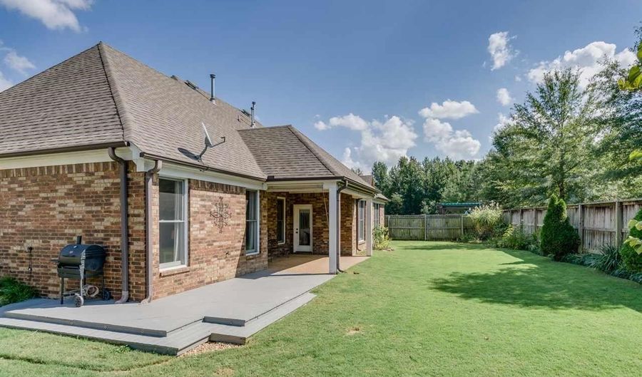 12097 BROOKS Vlg, Arlington, TN 38002 - 4 Beds, 3 Bath