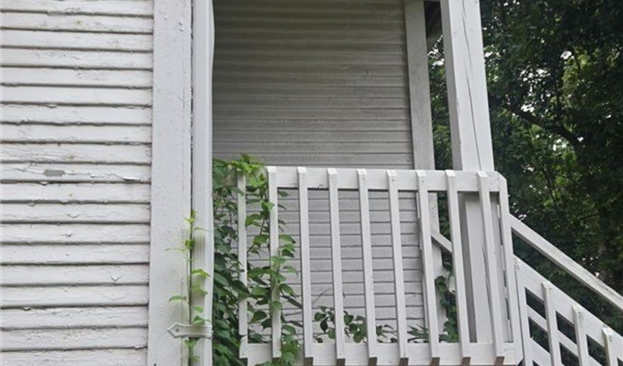 187 Beck Ave, Akron, OH 44302 - 4 Beds, 1 Bath