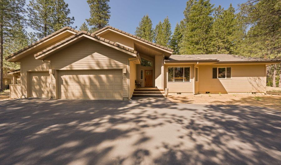 70255 Camaret GM 403, Black Butte Ranch, OR 97759 - 4 Beds, 4 Bath