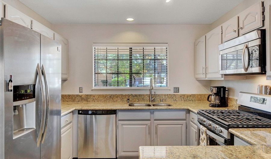 2851 VALLEY VIEW Blvd 1016, Las Vegas, NV 89102 - 2 Beds, 2 Bath