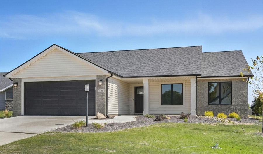 118 Sunset Dr, Avilla, IN 46710 - 4 Beds, 2 Bath