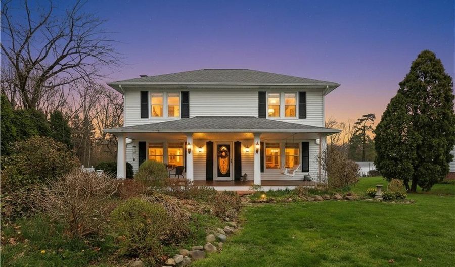 170 E Beech St NE, Alliance, OH 44601 - 3 Beds, 2 Bath