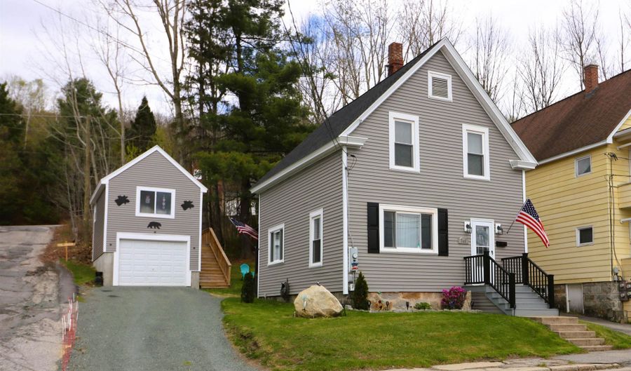 348 Champlain St, Berlin, NH 03570 - 3 Beds, 1 Bath