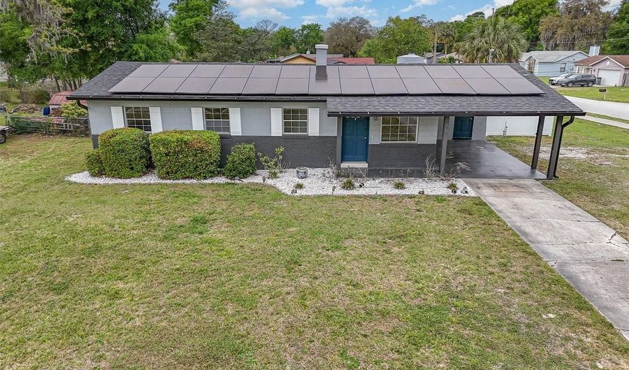 698 DOUGLAS Ave, Altamonte Springs, FL 32714 - 3 Beds, 2 Bath