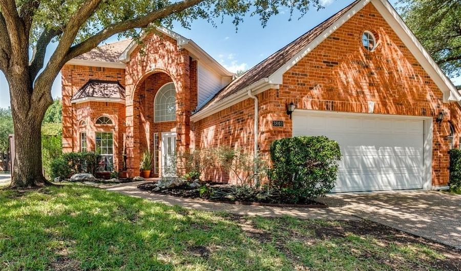 3840 Azure Ln, Addison, TX 75001 - 4 Beds, 3 Bath