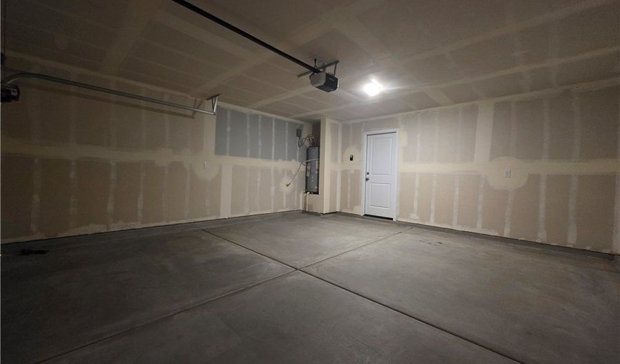 3432 E Sunbeam, Bullhead City, AZ 86442 - 3 Beds, 3 Bath