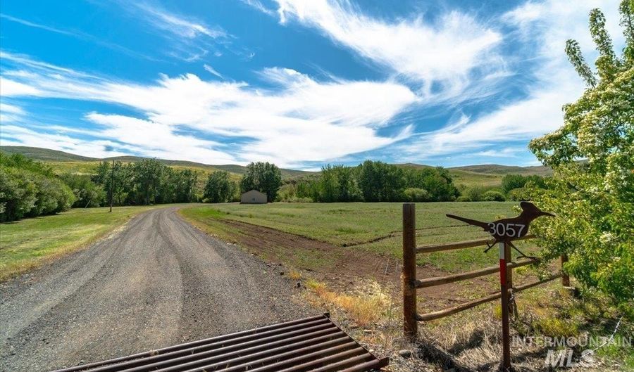 3057 Hwy 71, Cambridge, ID 83610 - 4 Beds, 3 Bath