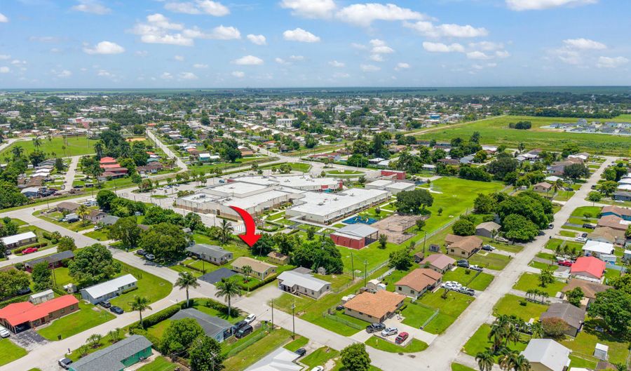781 SW 12TH St, Belle Glade, FL 33430 - 4 Beds, 2 Bath