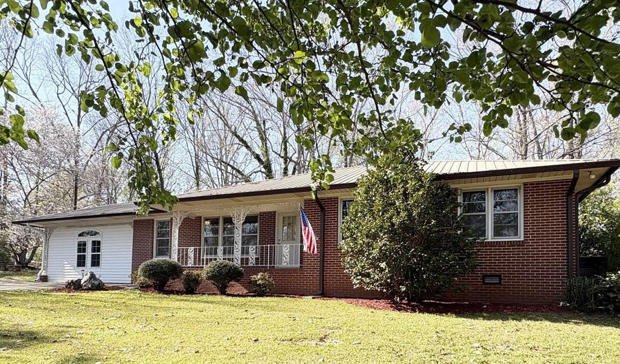 144 COACHS Ln, Alexandria, AL 36250 - 3 Beds, 2 Bath