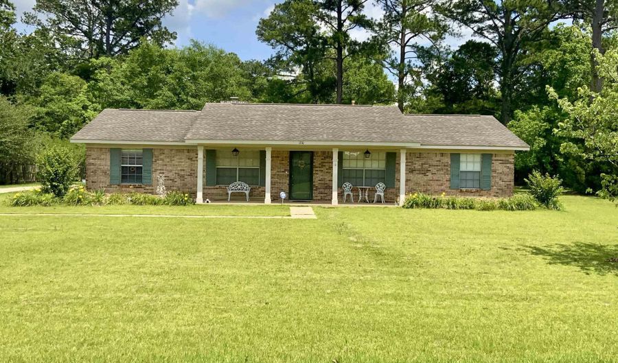 1210 Mixon Ave, Bay Minette, AL 36507 - 3 Beds, 2 Bath