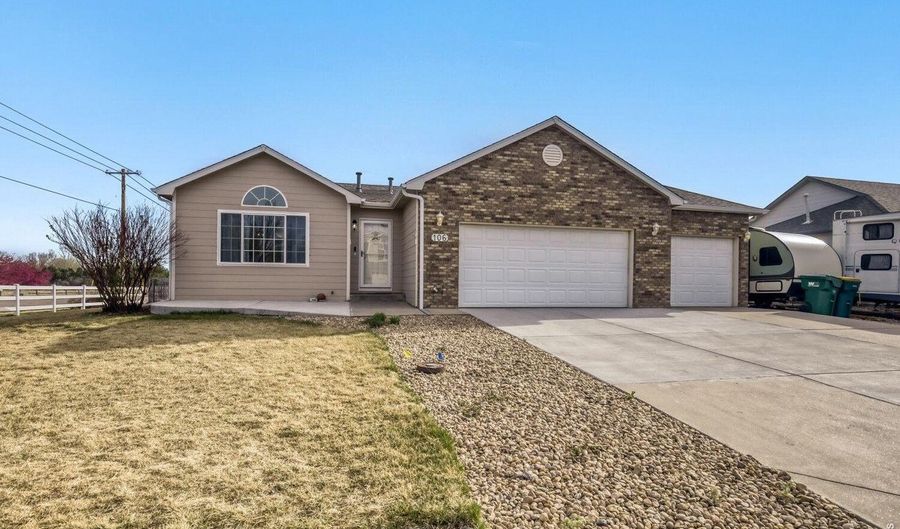 106 Linden Oaks Dr, Ault, CO 80610 - 4 Beds, 3 Bath