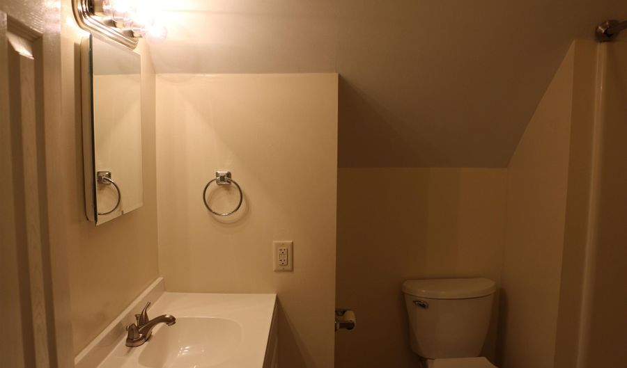 200 Pearl St, Burlington, VT 05401 - 5 Beds, 4 Bath