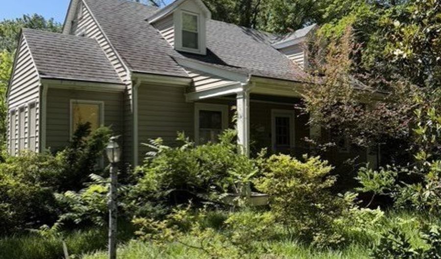 11501 Elmont Rd, Ashland, VA 23005 - 3 Beds, 3 Bath
