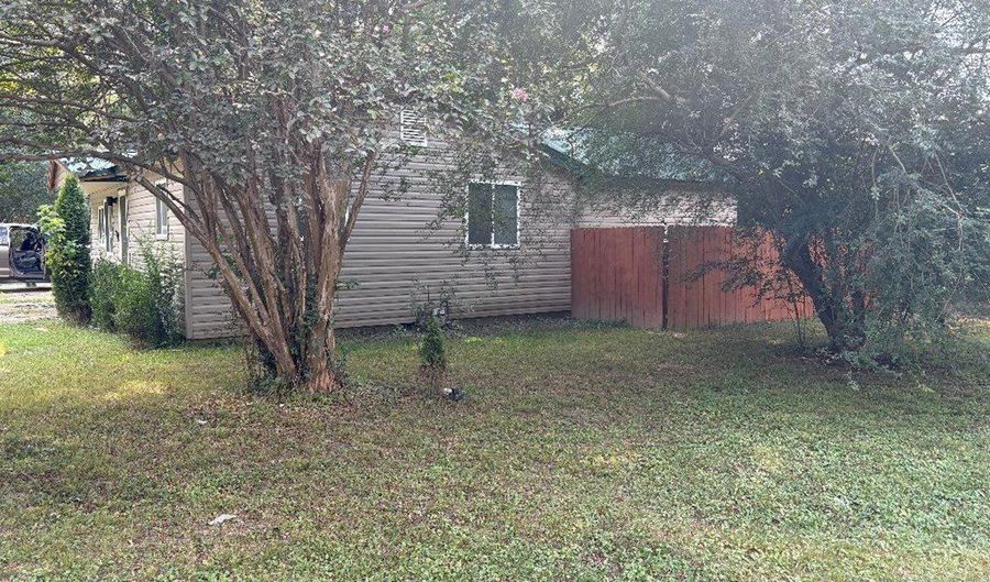 108 Ozbrin, Batesville, MS 38606 - 2 Beds, 1 Bath