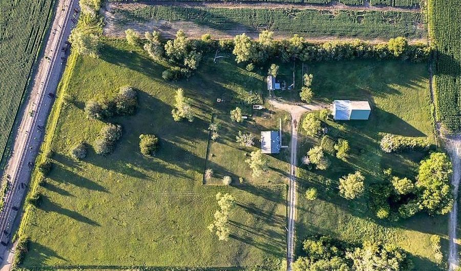 4640 W Powerline Rd, Ayr, NE 68925 - 2 Beds, 1 Bath