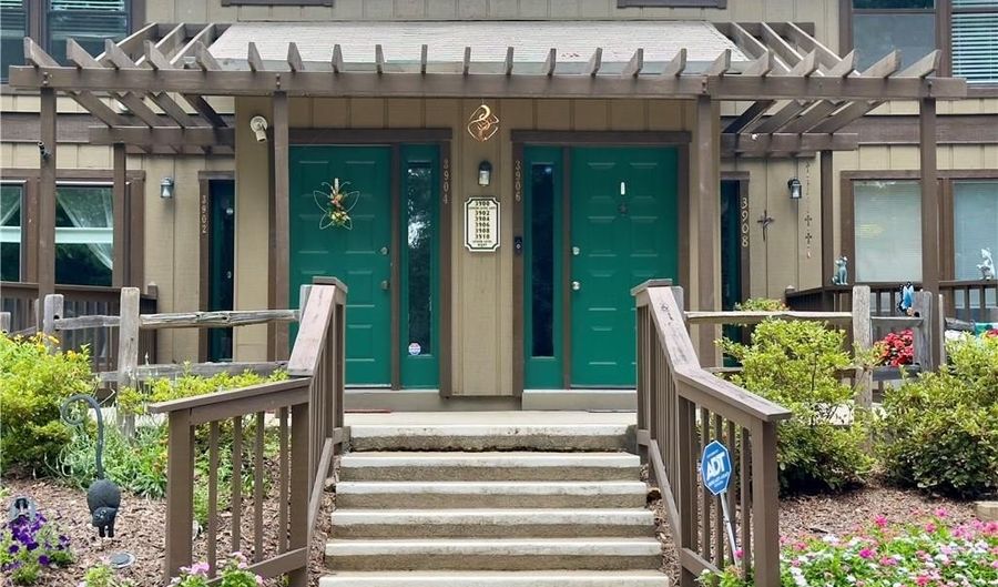 3906 Cedar Cir 3906, Tucker, GA 30084 - 2 Beds, 2 Bath