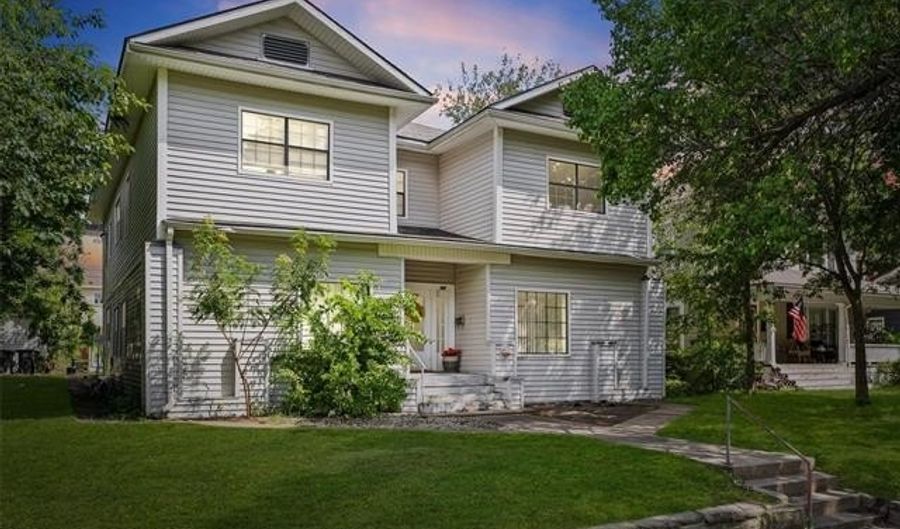 806 S Osage Ave, Bartlesville, OK 74003 - 3 Beds, 2 Bath