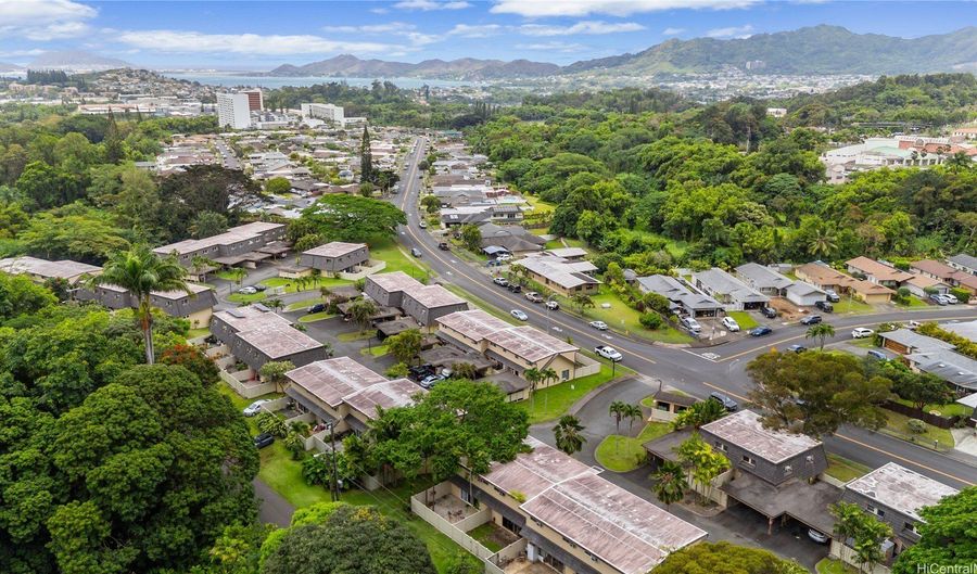 46-425 Kahuhipa St A, Kaneohe, HI 96744 - 3 Beds, 3 Bath