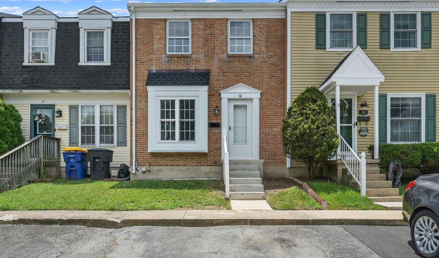 16 HERITAGE Dr, Dover, DE 19904 - 3 Beds, 2 Bath