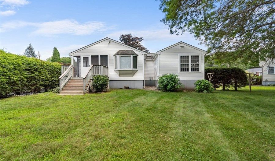 129 Plymouth Rd, Bellingham, MA 02019 - 3 Beds, 2 Bath