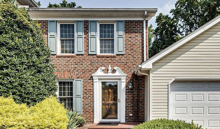 806- C Windermere Ct, Asheboro, NC 27203 - 3 Beds, 3 Bath
