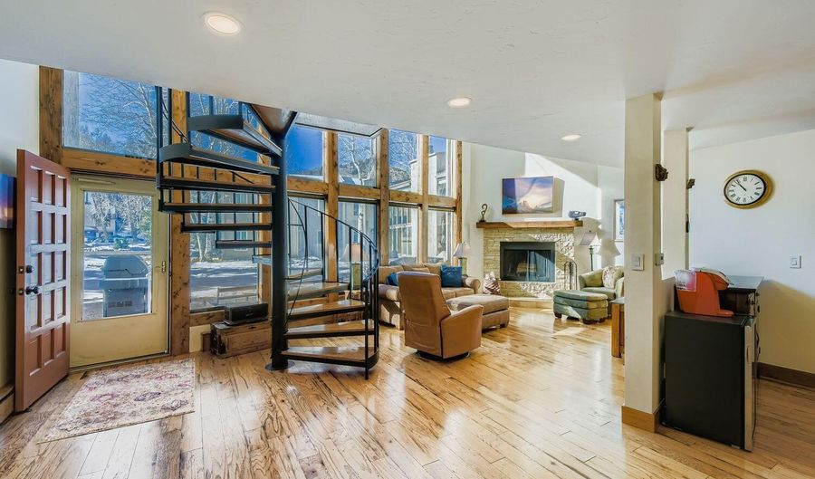 142 Eagle Dr C-8, Avon, CO 81620 - 3 Beds, 4 Bath