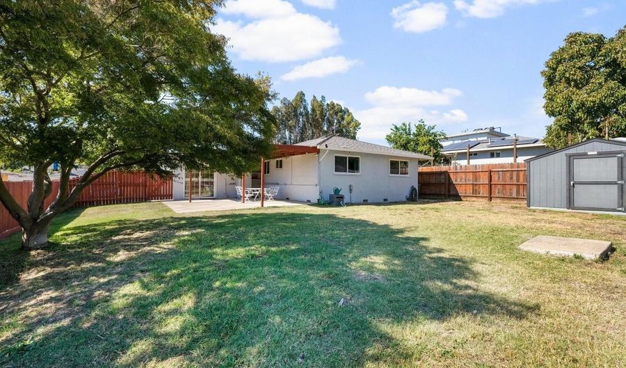 10 Flamingo Ct, American Canyon, CA 94503 - 3 Beds, 2 Bath