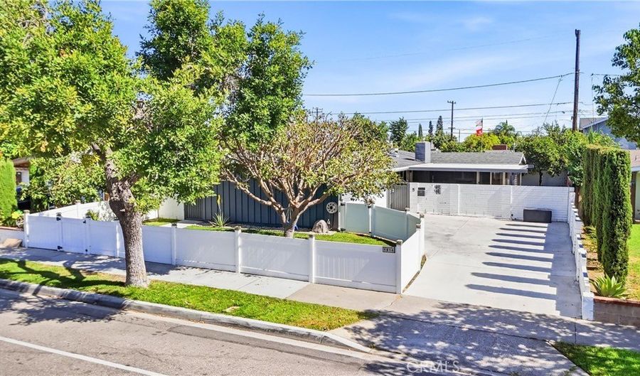 1816 E Santa Ana, Anaheim, CA 92805 - 3 Beds, 2 Bath