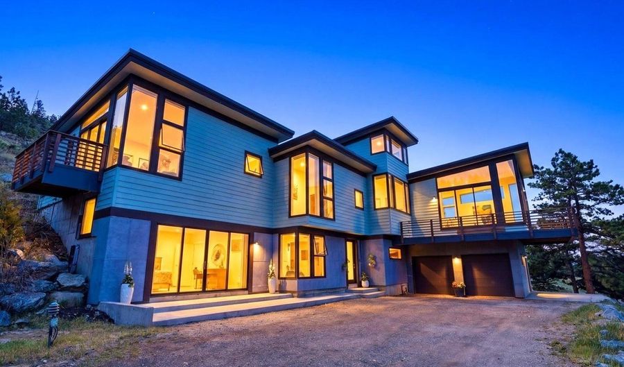 660 S Peak Rd, Boulder, CO 80302 - 3 Beds, 5 Bath
