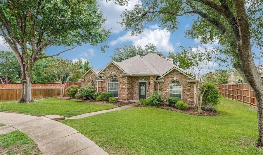 743 Pulitzer Ln, Allen, TX 75002 - 4 Beds, 2 Bath