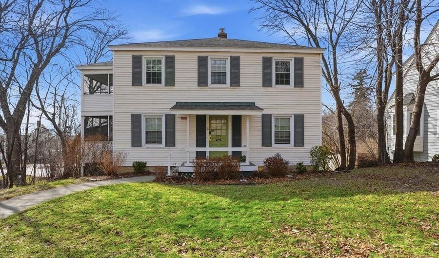 579 S Willard St, Burlington, VT 05401 - 4 Beds, 2 Bath
