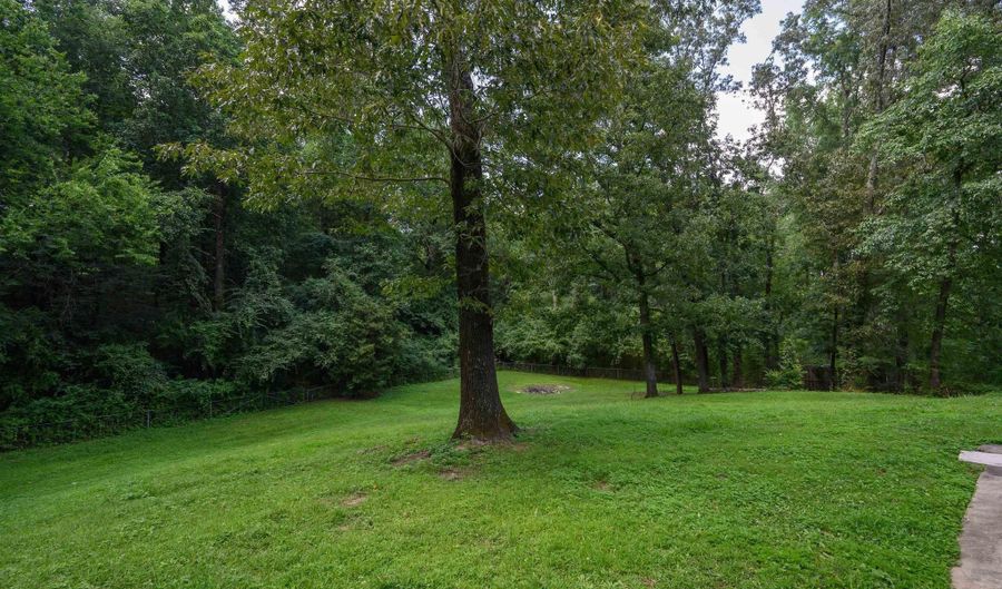 304 HARRIS Ave, Adamsville, AL 35005 - 3 Beds, 2 Bath