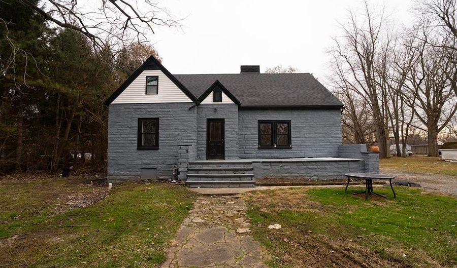 945 Virginia Ave, Ashland, OH 44805 - 4 Beds, 2 Bath