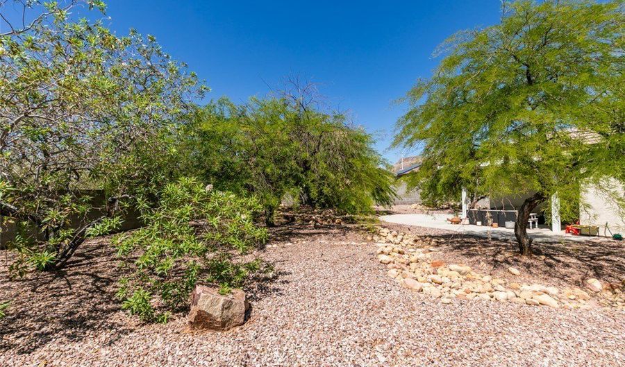 10925 Fog Hollow Ct, Las Vegas, NV 89135 - 3 Beds, 2 Bath