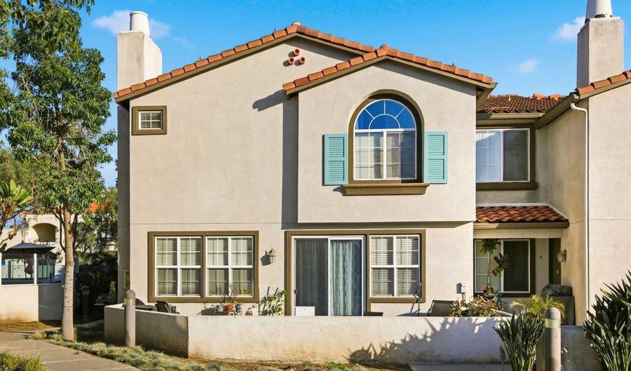 293 Reef Point Way Unit 5, Oceanside, CA 92058 - 4 Beds, 3 Bath