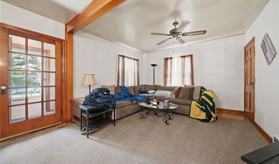 1606 Columbus Ave, Ashtabula, OH 44004 - 0 Beds, 0 Bath